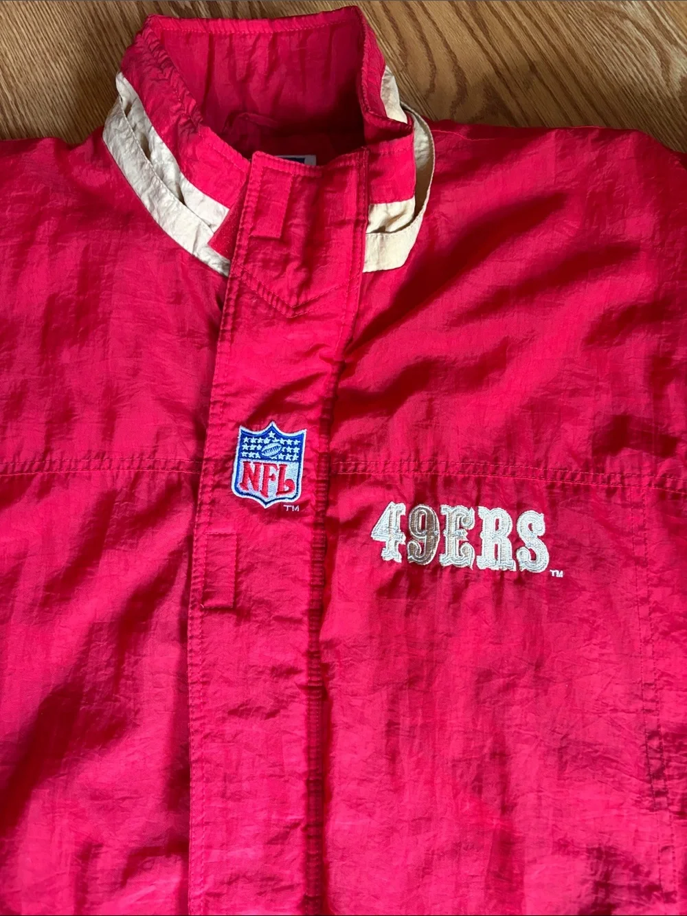 NFL San Francisco 49ers Red and White Mens Puffer Jacket - Picture 2 of 11